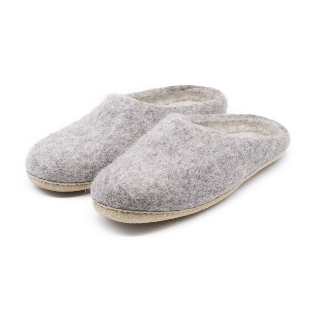 best women's slippers for hardwood floors